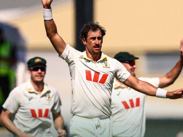 Mitchell Starc's 6 Wickets Haul in the first innings